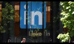 TechBeetle | A Study Tried to Quantify How Many LinkedIn Posts Are 100% AI. It's a Lot