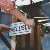 41-year-old sporting goods retailer closing unexpectedly