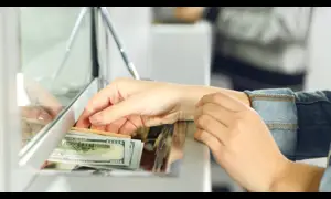 The Cracks Emerging in a $3 Trillion Market – And What We Can Learn From It