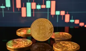 Bitcoin, Ethereum, XRP, Dogecoin Rebound After Crypto Wipout Erases 2025 BTC Gains: Analyst Says Bears In 'Full Control'