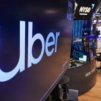Uber misses profit estimates on legal fees, forecasts weak holiday quarter